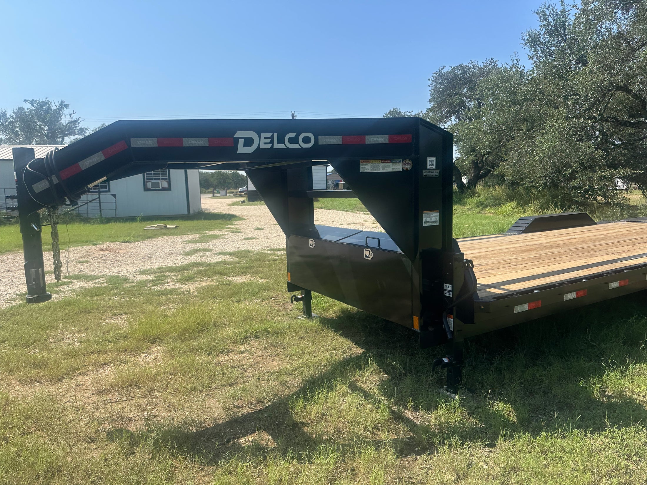 SALE - Delco 102"x24' Gooseneck Carhauler 14k - 1431