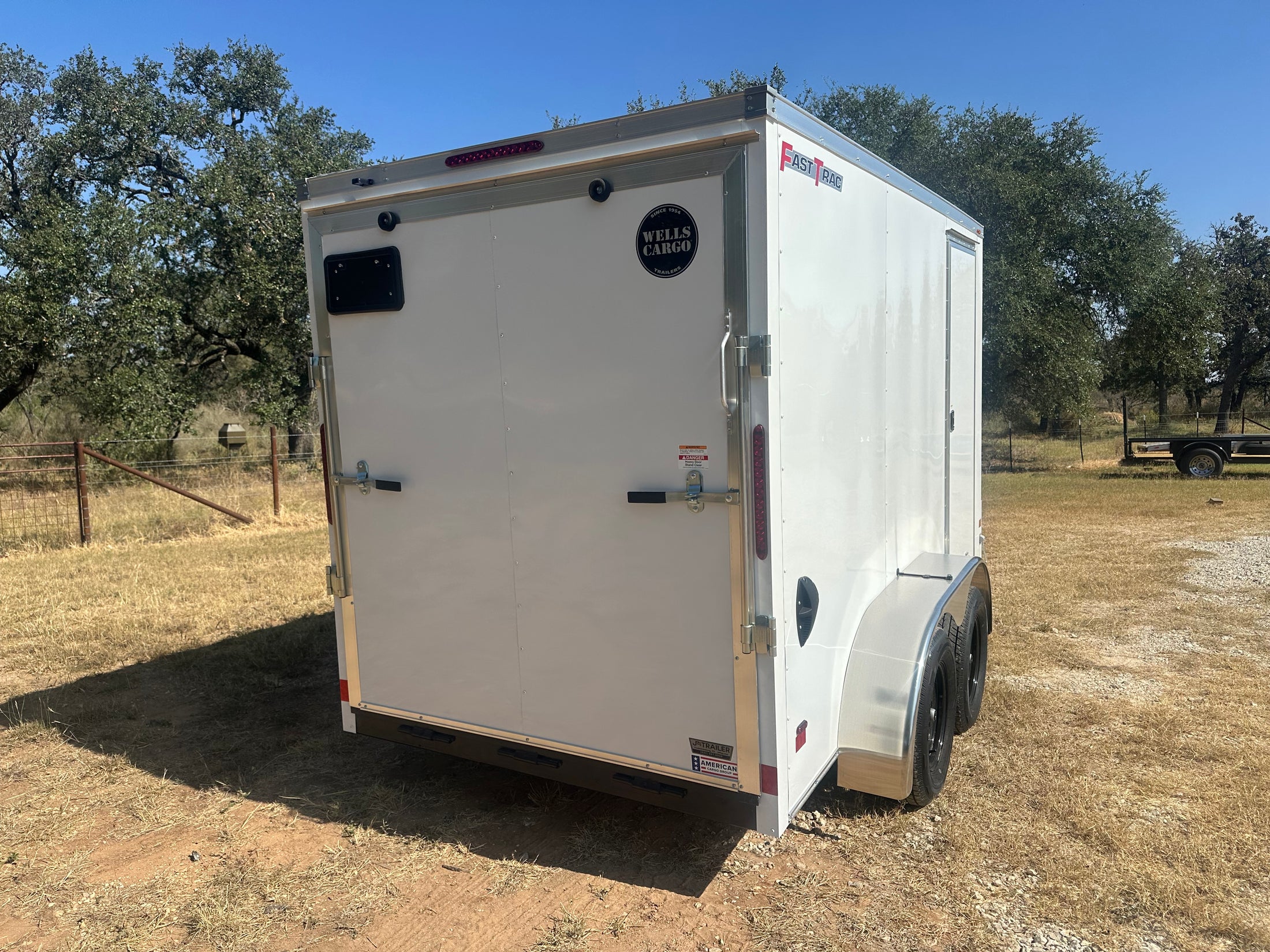 Wells Cargo 6'x12' Tandem Cargo - FT612T2-D - WHITE 5321