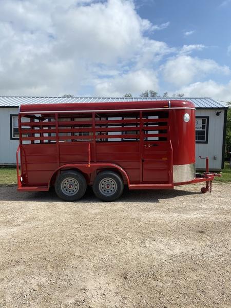 Livestock Trailers - J4 Trailer