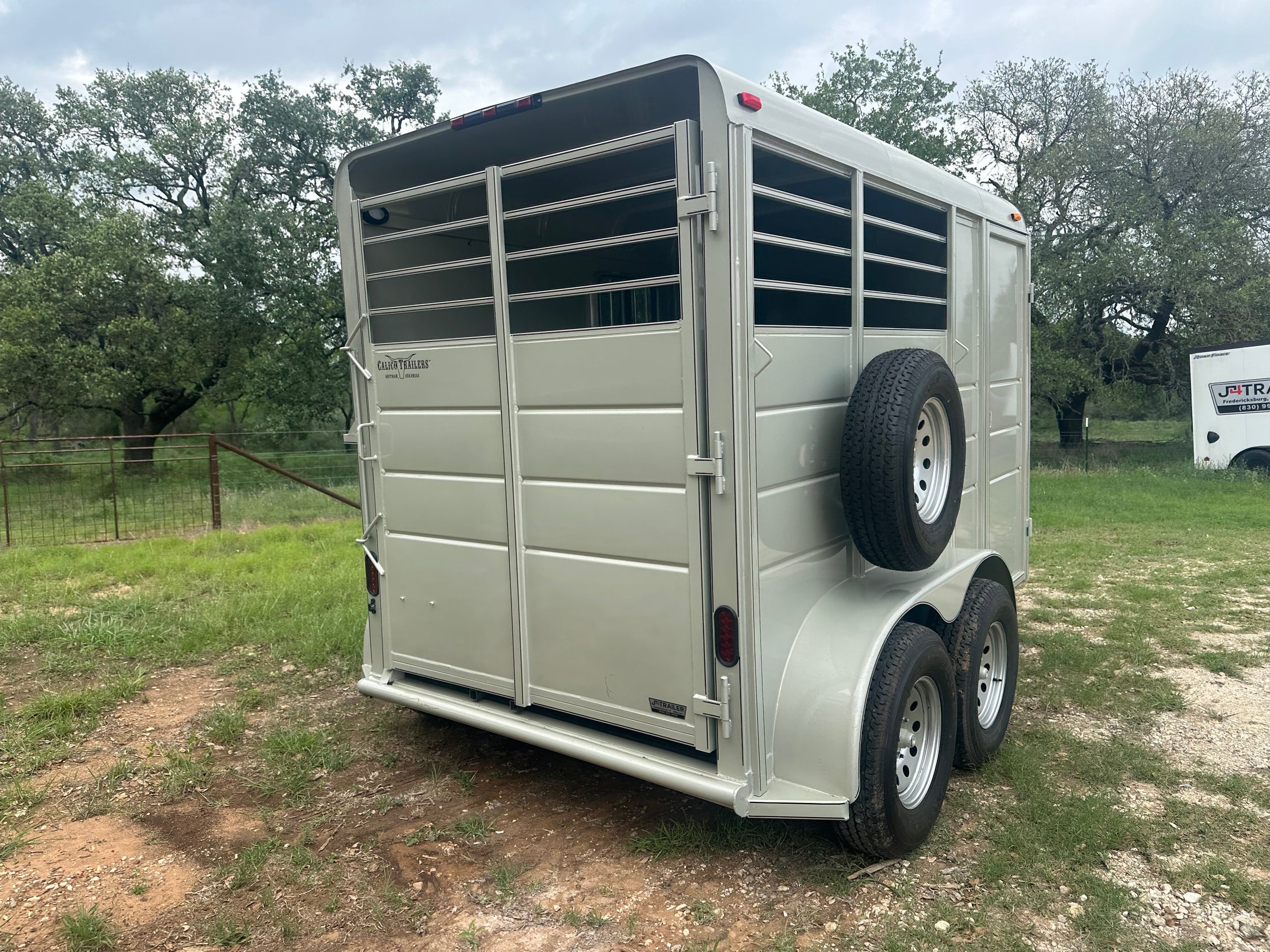 Calico 6'x13'x7' Horse Trailer GOLD - 0655