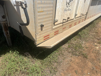 Used 2001 Sundowner Aluminum 8 Horse Trailer 25ft - 4933