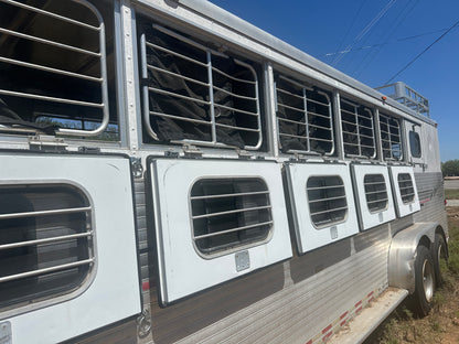 Used 2001 Sundowner Aluminum 8 Horse Trailer 25ft - 4933