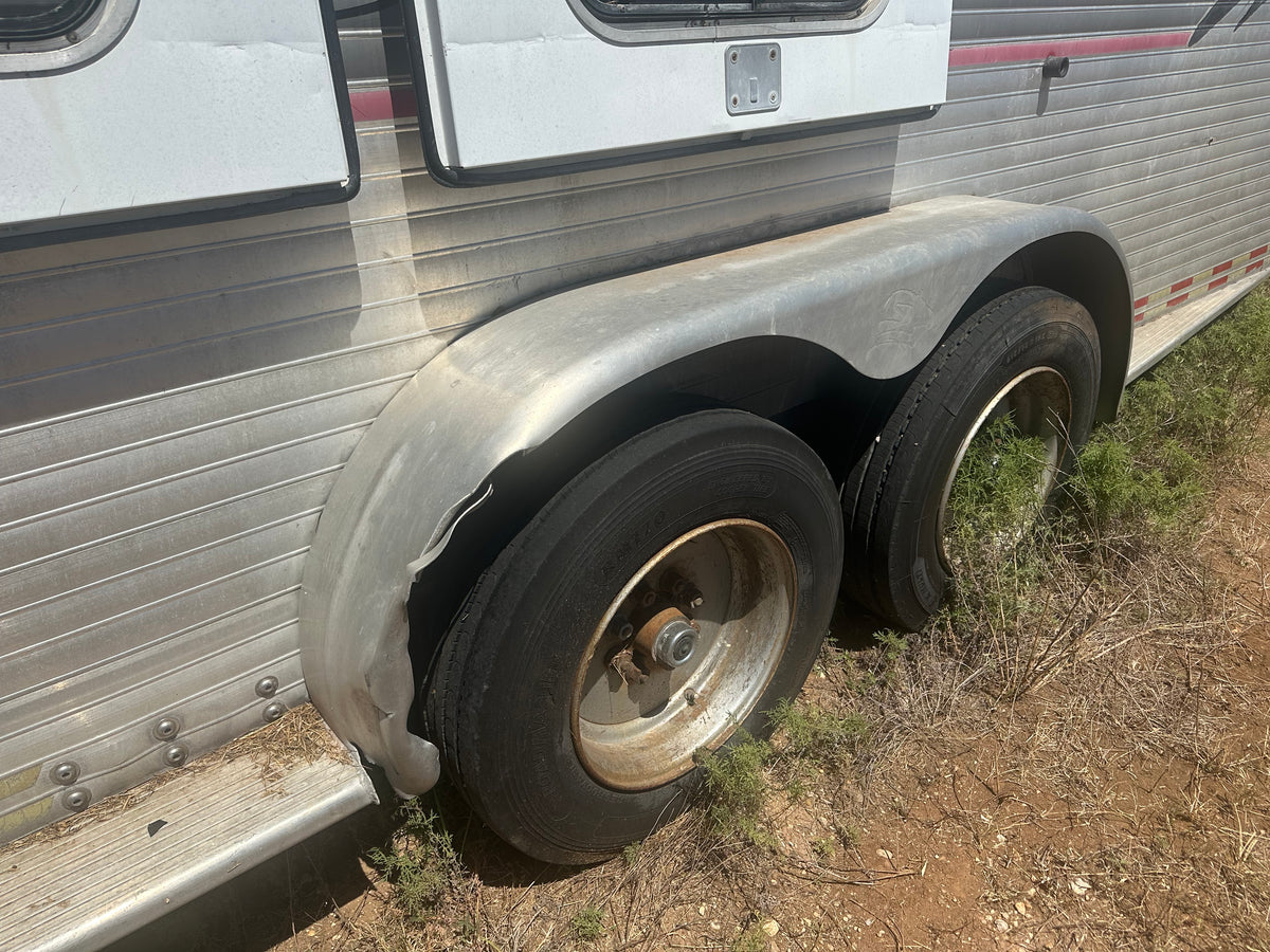 Used 2001 Sundowner Aluminum 8 Horse Trailer 25ft - 4933