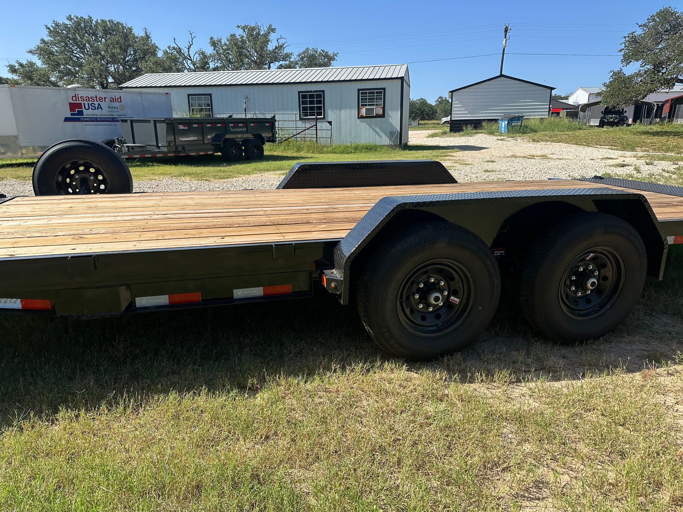 LoadTrail 83"x20' Tandem Tilt - 9241