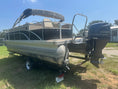 Load image into Gallery viewer, USED Bennington 22SFX Pontoon Boat 2013 3856 90HP Yamaha Motor
