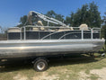 Load image into Gallery viewer, USED Bennington 22SFX Pontoon Boat 2013 3856 90HP Yamaha Motor
