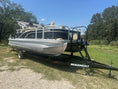 Load image into Gallery viewer, USED Bennington 22SFX Pontoon Boat 2013 3856 90HP Yamaha Motor

