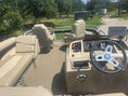 Load image into Gallery viewer, USED Bennington 22SFX Pontoon Boat 2013 3856 90HP Yamaha Motor
