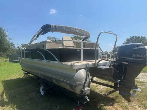 USED Bennington 22SFX Pontoon Boat 2013 3856 90HP Yamaha Motor