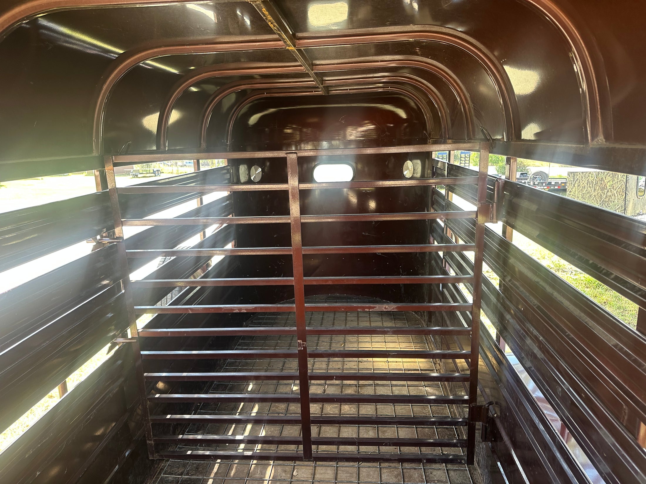 USED WW -14x5 2016 Livestock Trailer - VIN 5411