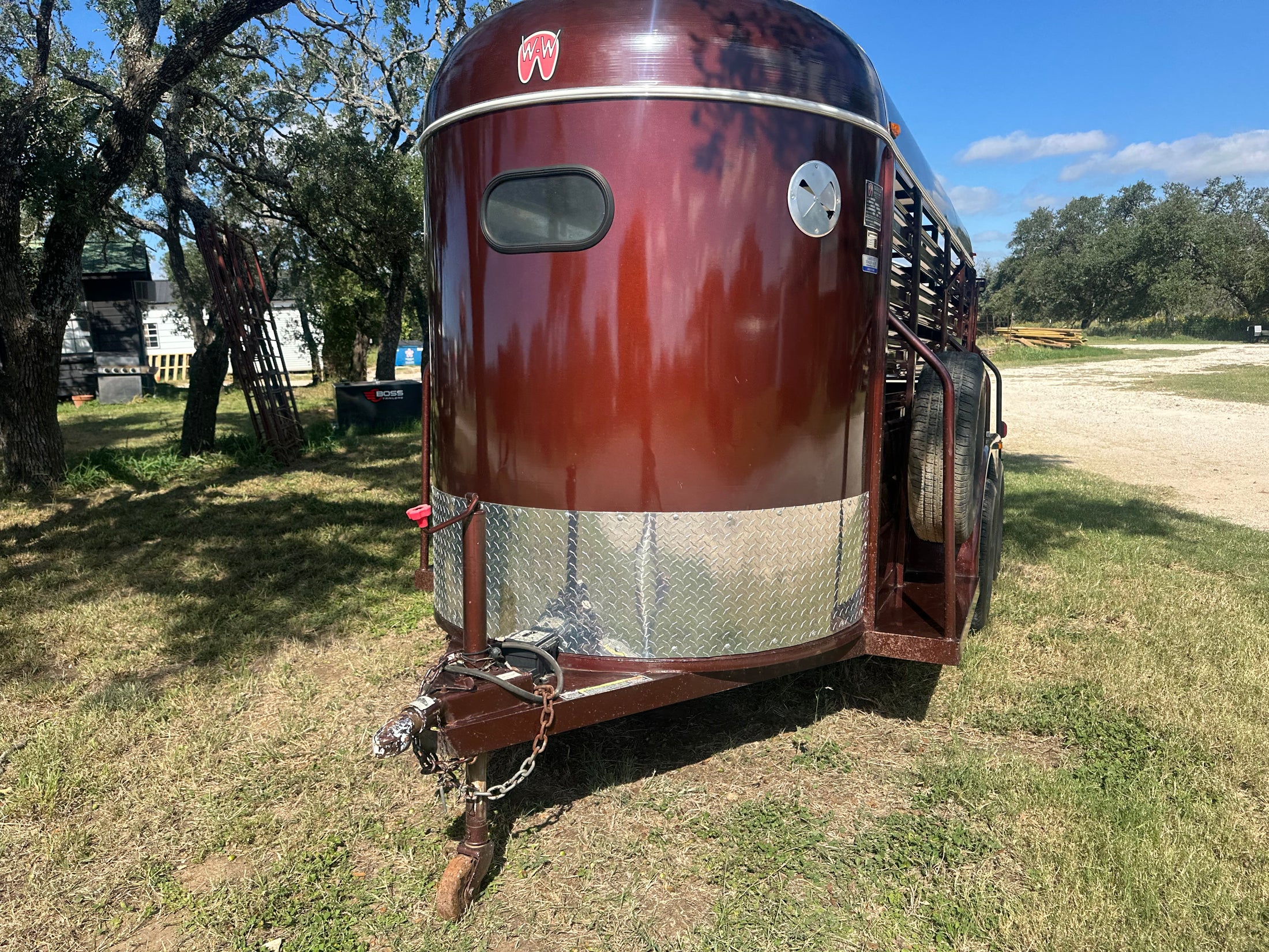 USED WW -14x5 2016 Livestock Trailer - VIN 5411