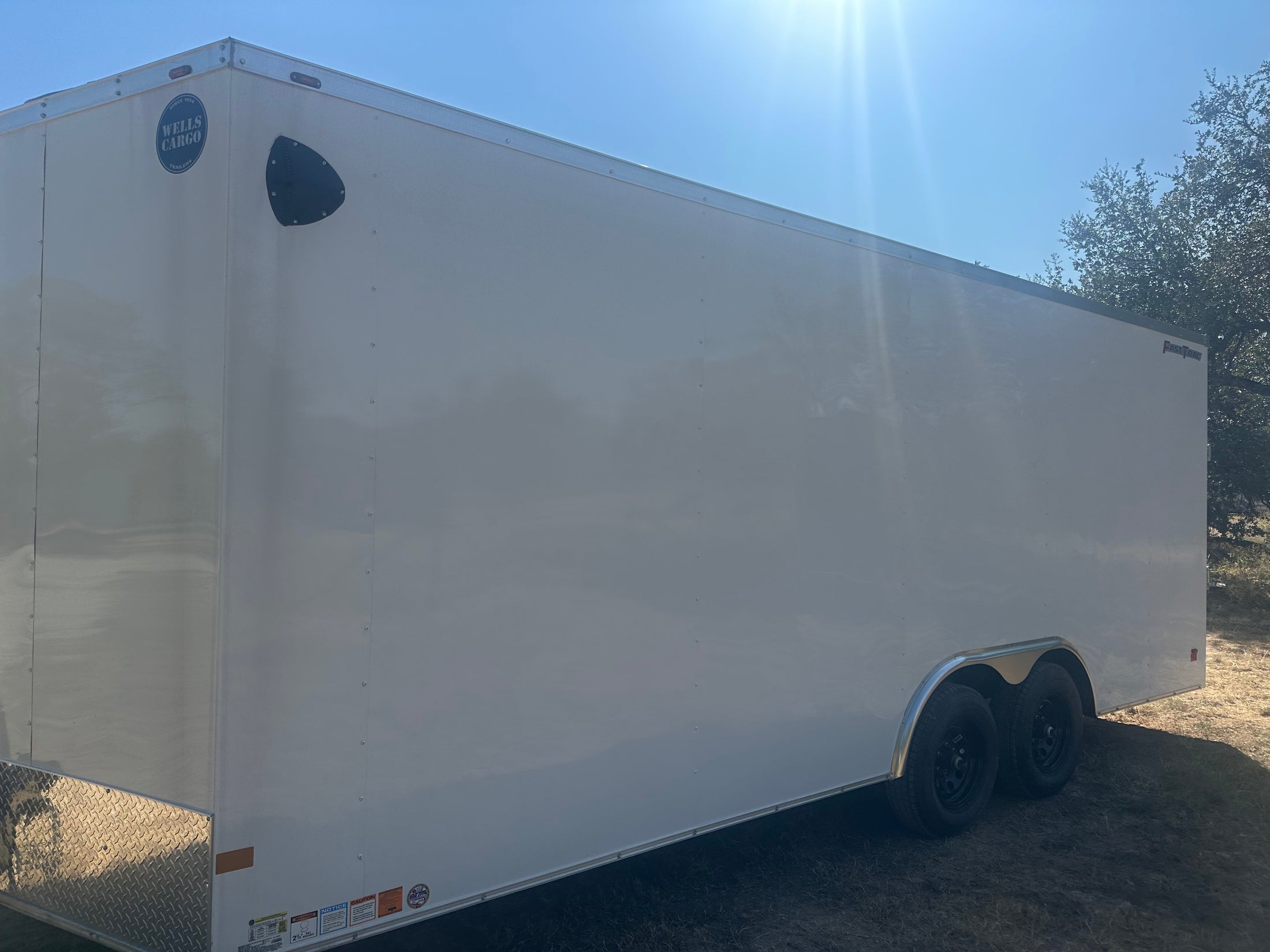 2026 Wells Cargo 8'5"x20' Tandem Fast Trac - FT8520T3 - 7' TALL - 5373