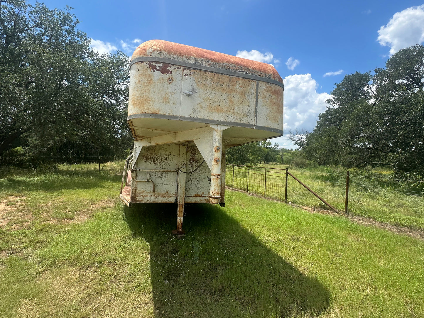 USED Homemade 6'X20' Gooseneck Livestock -HMMD