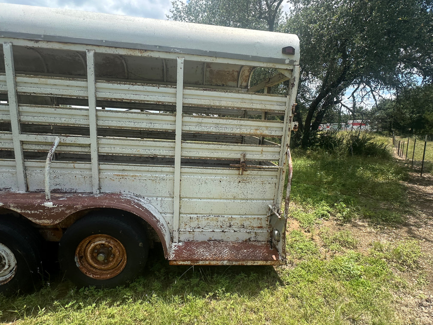 USED Homemade 6'X20' Gooseneck Livestock -HMMD