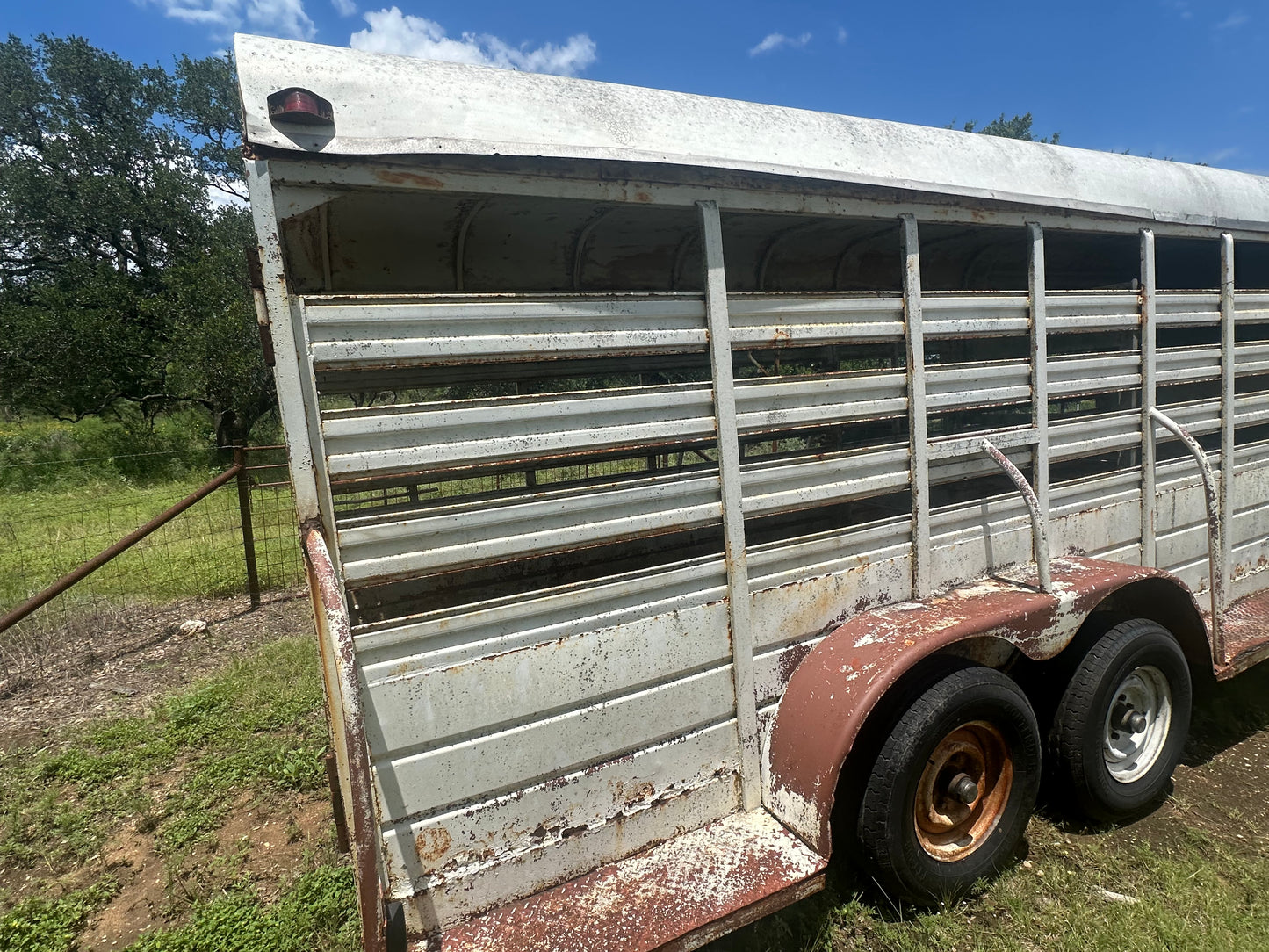 USED Homemade 6'X20' Gooseneck Livestock -HMMD