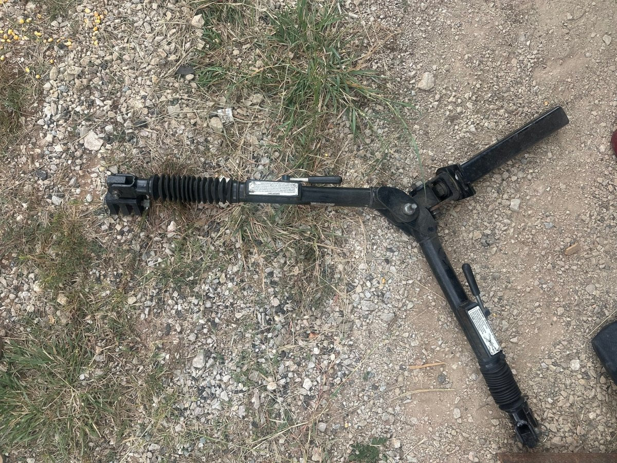 Blue Ox Non - Binding Tow Bar - RV Mount - and air brake - J4 Trailer