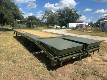 Delco 102"x25' Flatbed Single Gooseneck 14k ARMY GREEN - 7743 - J4 Trailer