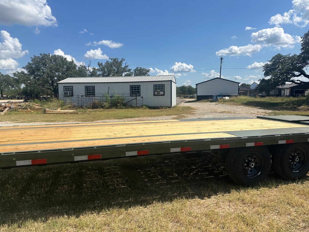 Delco 102"x25' Flatbed Single Gooseneck 14k ARMY GREEN - 7743 - J4 Trailer