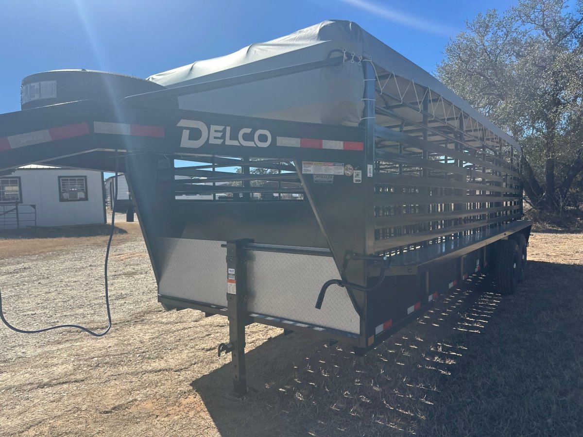 Delco 6'8"x24'x6'6" Gooseneck Livestock Bartop with Tarp - BLACK - 4511 - J4 Trailer
