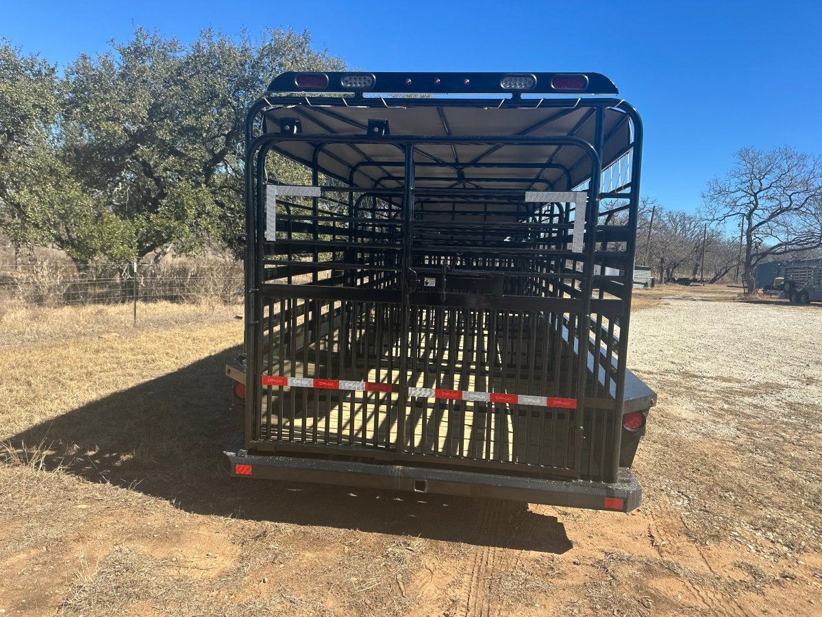 Delco 6'8"x24'x6'6" Gooseneck Livestock Bartop with Tarp - BLACK - 4511 - J4 Trailer