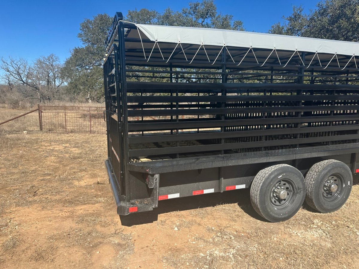 Delco 6'8"x24'x6'6" Gooseneck Livestock Bartop with Tarp - BLACK - 4511 - J4 Trailer