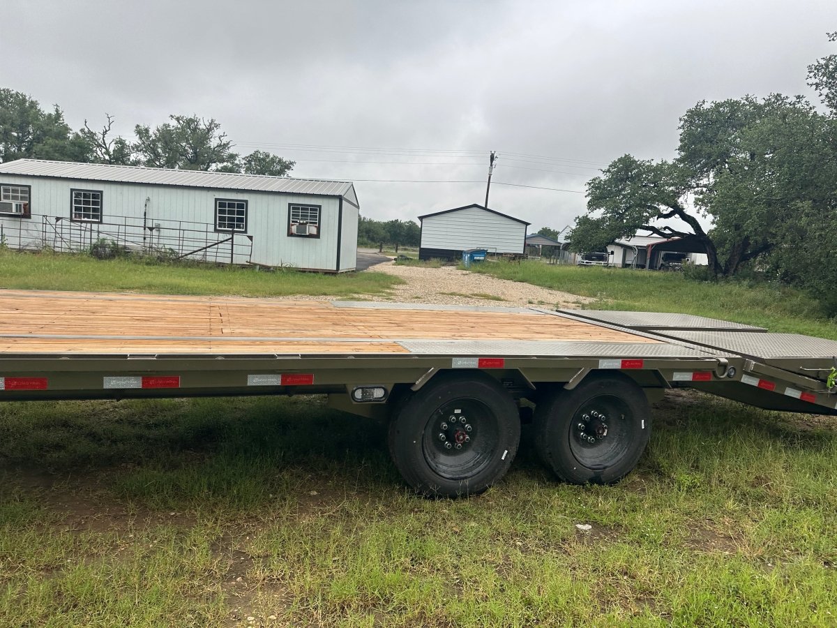 Loadtrail 102"x30' Tandem Low - Pro Gooseneck TAN - 2651 - J4 Trailer