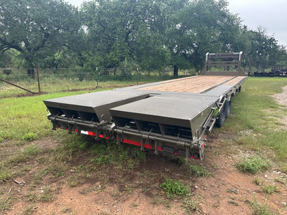 Loadtrail 102"x30' Tandem Low - Pro Gooseneck TAN - 2651 - J4 Trailer