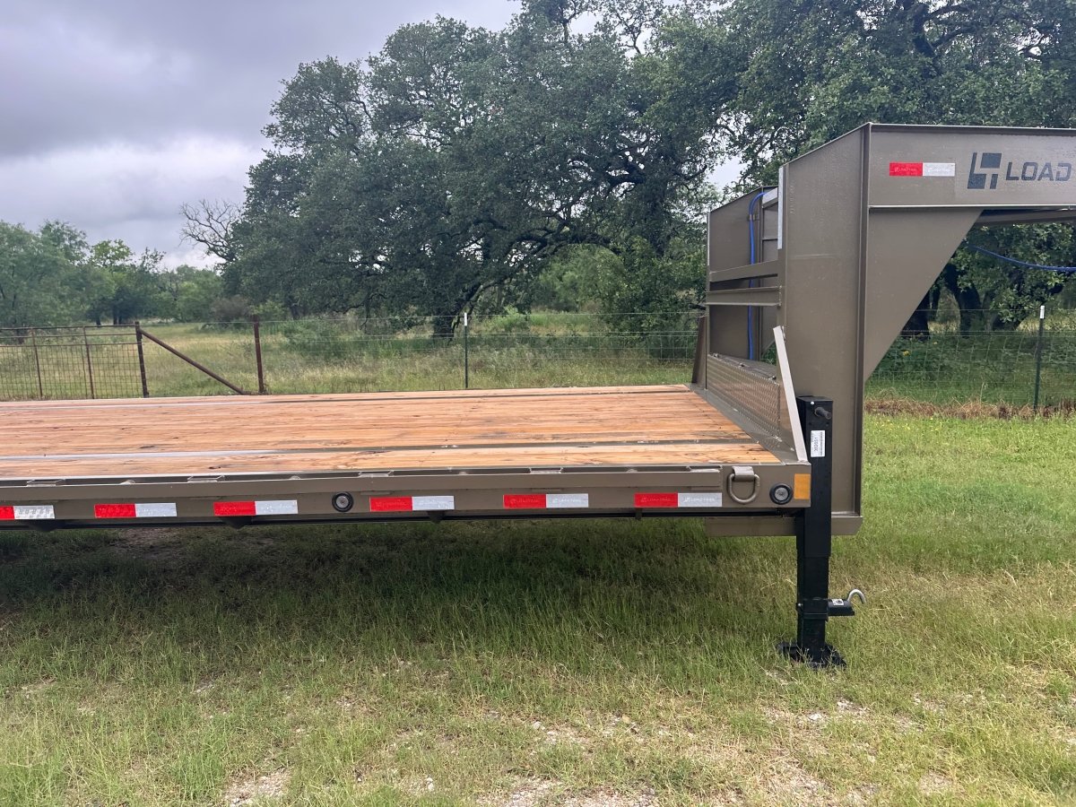 Loadtrail 102"x30' Tandem Low - Pro Gooseneck TAN - 2651 - J4 Trailer