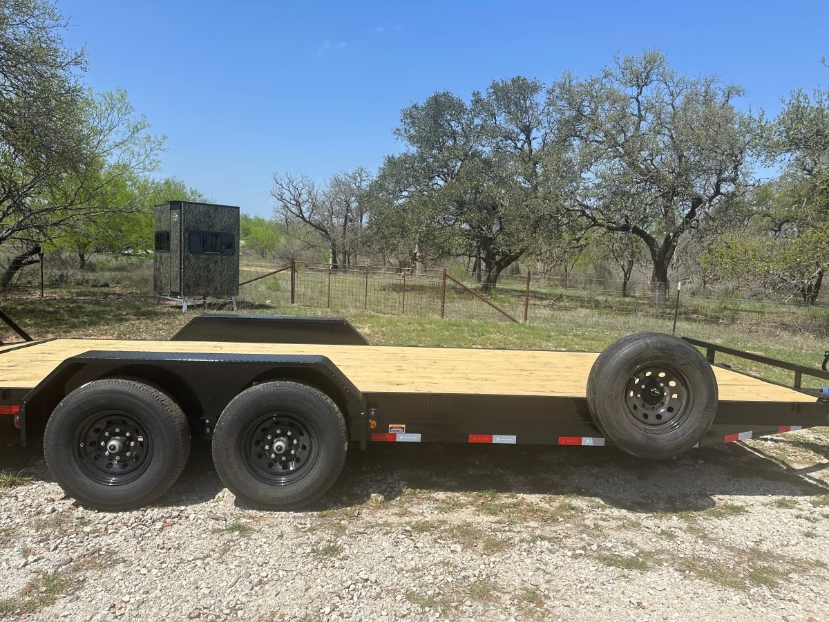 LoadTrail 83"x22' Tandem Carhauler 14k - 2182 - J4 Trailer