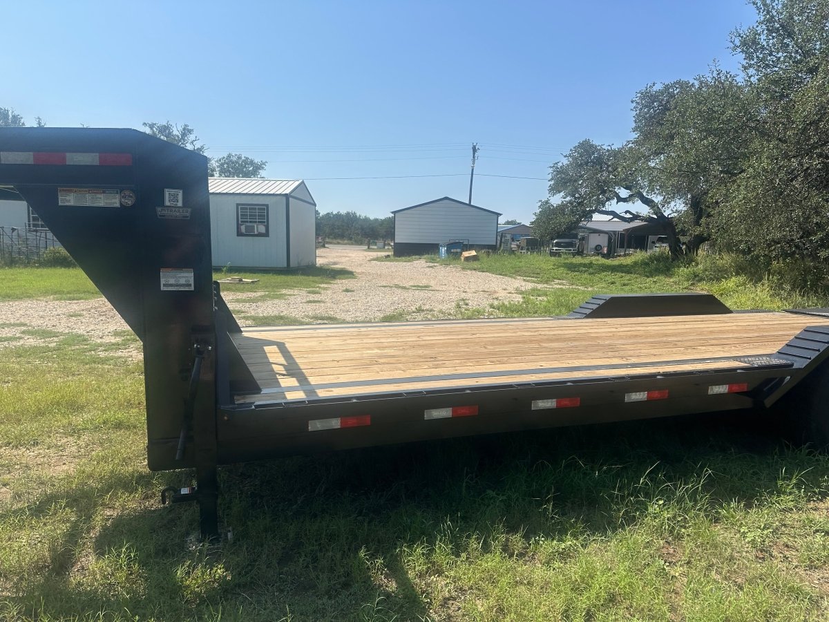 SALE - Delco 102"x24' Gooseneck Carhauler 14k - 1431 - J4 Trailer