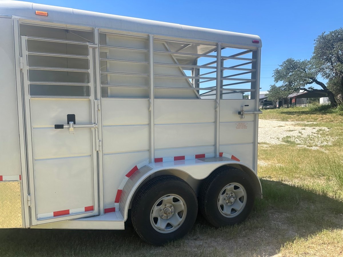 USED 2022 Calico 6x12 White 2 Horse Slant Bumper Trailer - 0566 - J4 Trailer