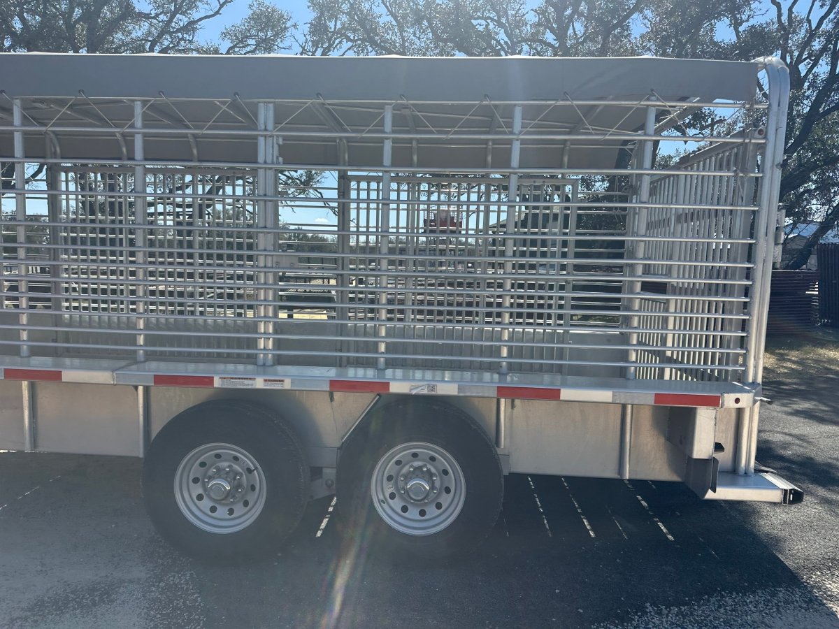 USED 2025 GOOSENECK Gooseneck Livestock 78"x20' ALUMINUM - 0714 - J4 Trailer
