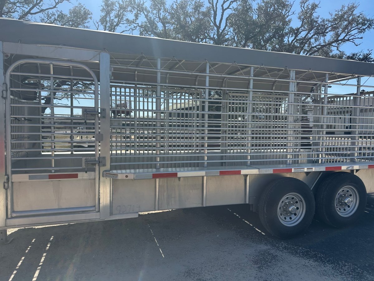 USED 2025 GOOSENECK Gooseneck Livestock 78"x20' ALUMINUM - 0714 - J4 Trailer