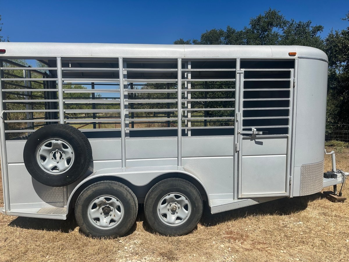 USED-Calico Livestock 6'x16'x7' Bumperpull SILVER-0193 - J4 Trailer