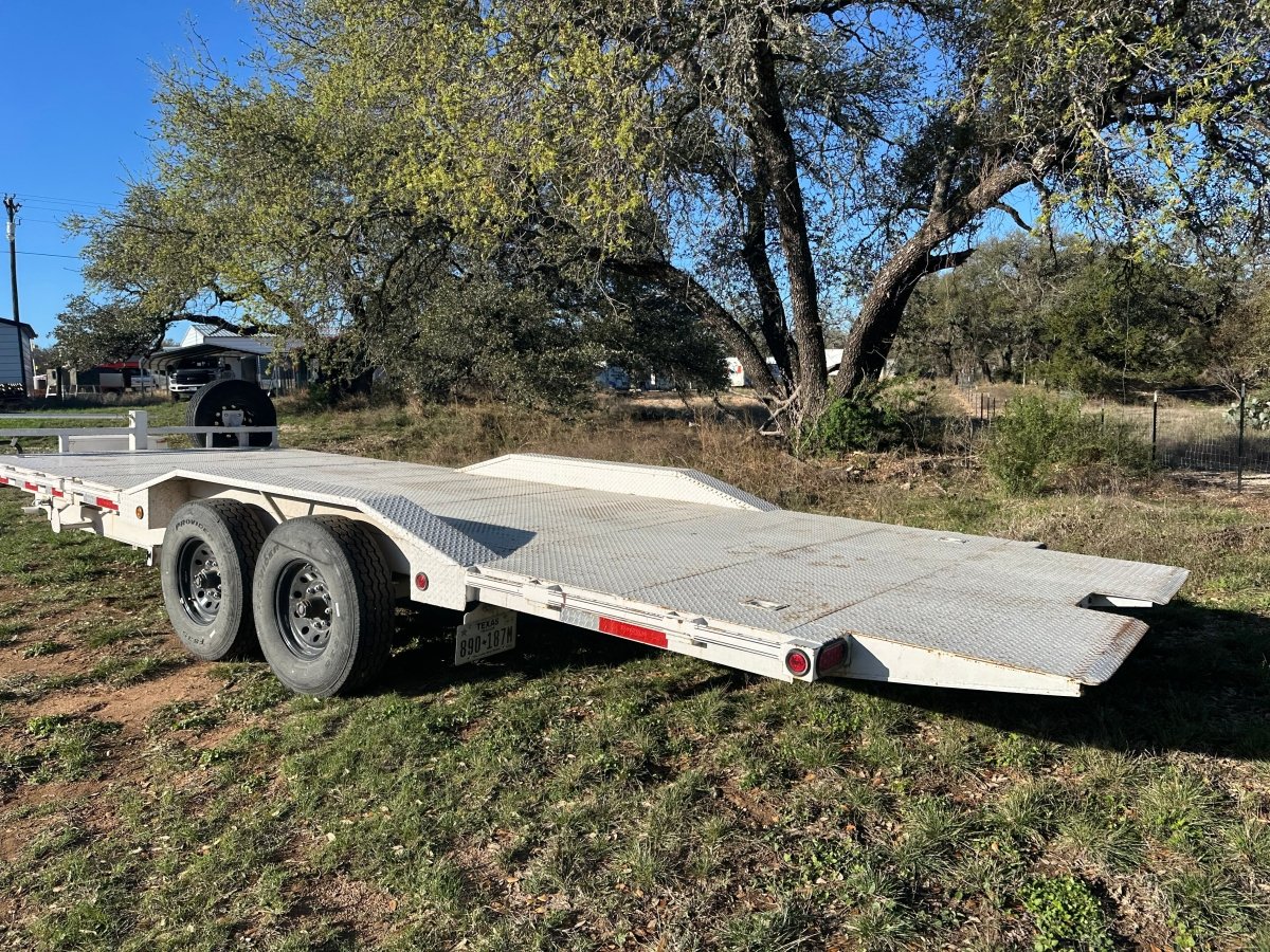 USED East Texas 83"x22' 2025 Tilt Trailer 8k - 2740 - J4 Trailer