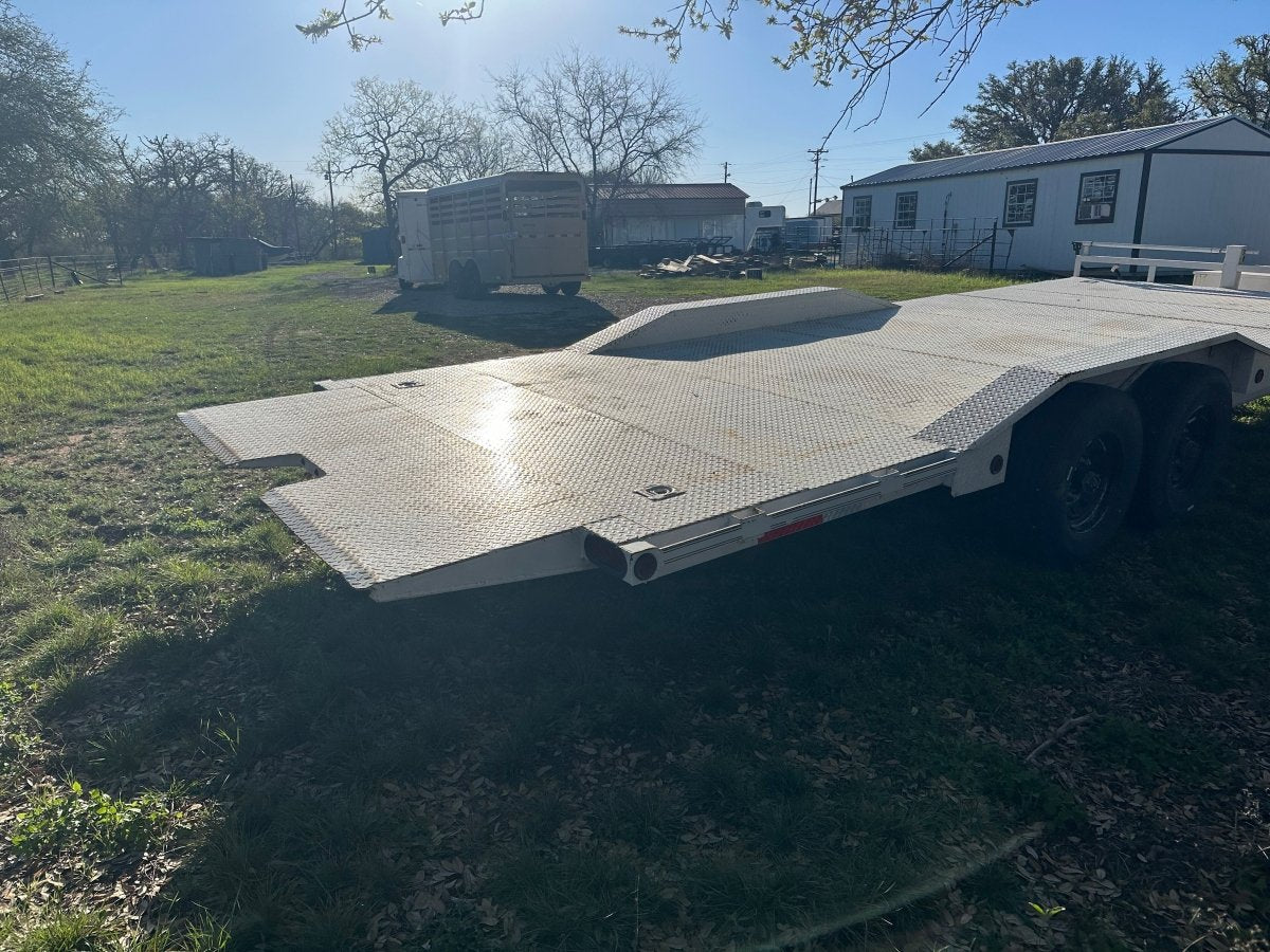 USED East Texas 83"x22' 2025 Tilt Trailer 8k - 2740 - J4 Trailer