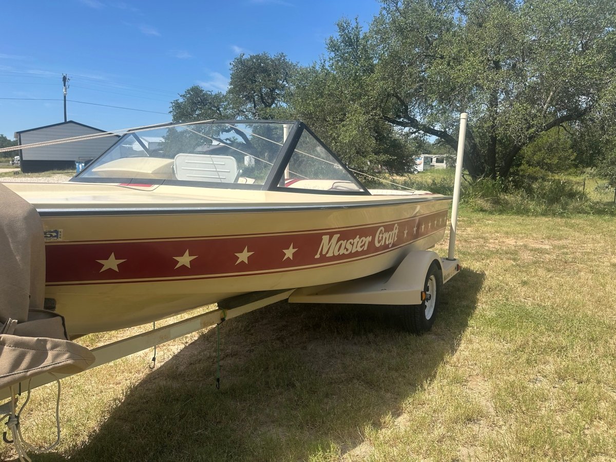 USED REDUCED 1985 Master Craft Stars Boat - 459+ hours - J4 Trailer