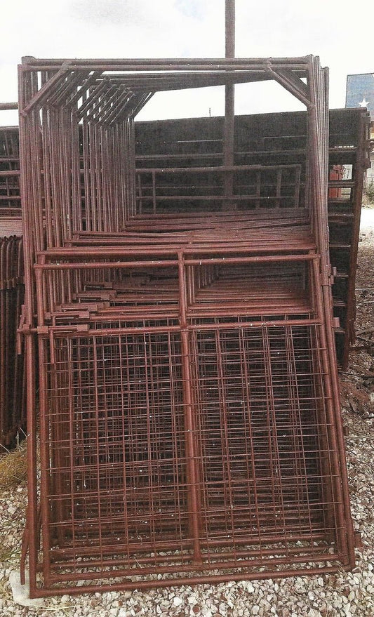 Texas Best 5 Ft Bow Gate - Sheep/ Goat Gate Panel - J4 Trailer